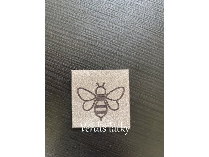 Cedulka koženková - včelka béžová