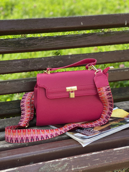 Růžová crossbody kabelka