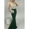 Přiléhavé společenské šaty zelené