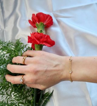 Objednávejte na www.veronis-shop.cz