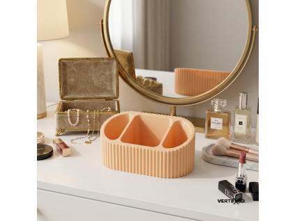 3d showcase 1776888948190