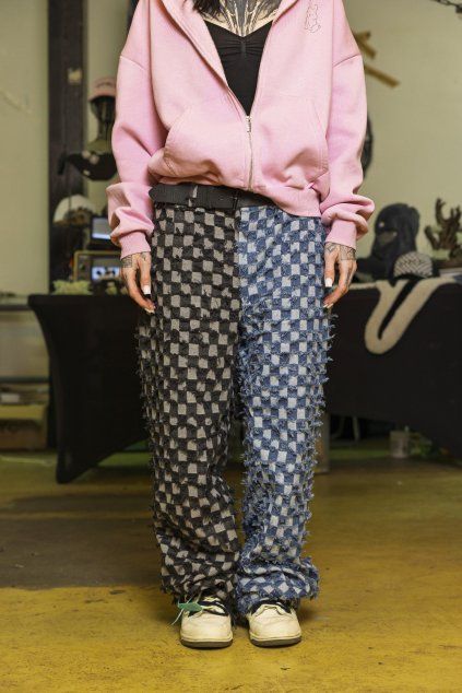 CHESS JEANS - ČERNOMODRÉ
