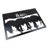 Drevená nástenná dekorácia The Beatles čierna