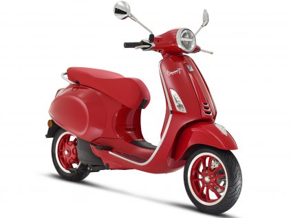 01 Vespa ElettricaRED