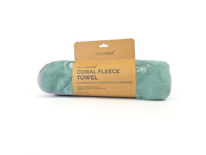 33STP029 1 fleecovy rucnik show tech+ 56 x 90 cm zeleny