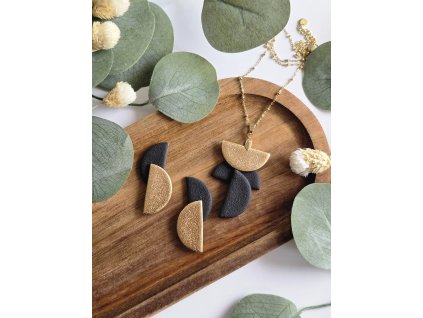 AUREA NOIR – zlatý set s kontrastom