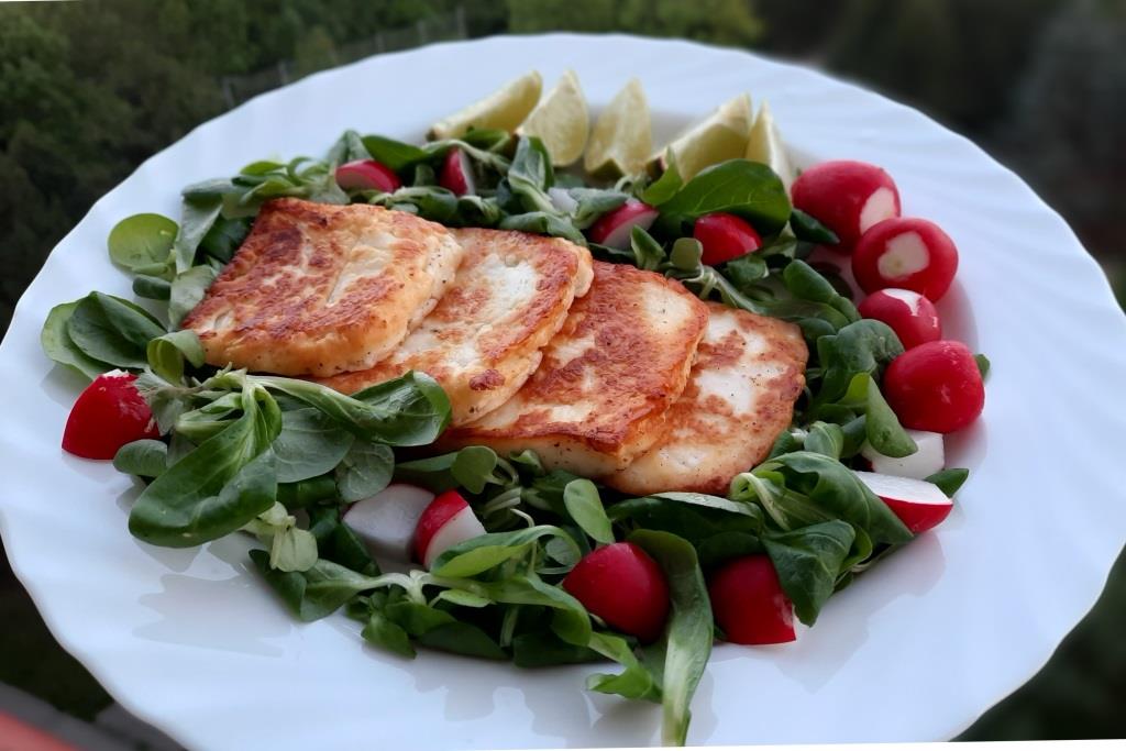 3 božské recepty na grilované sýry, kterým neodoláte