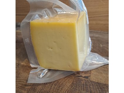 Sýr polotvrdý natural