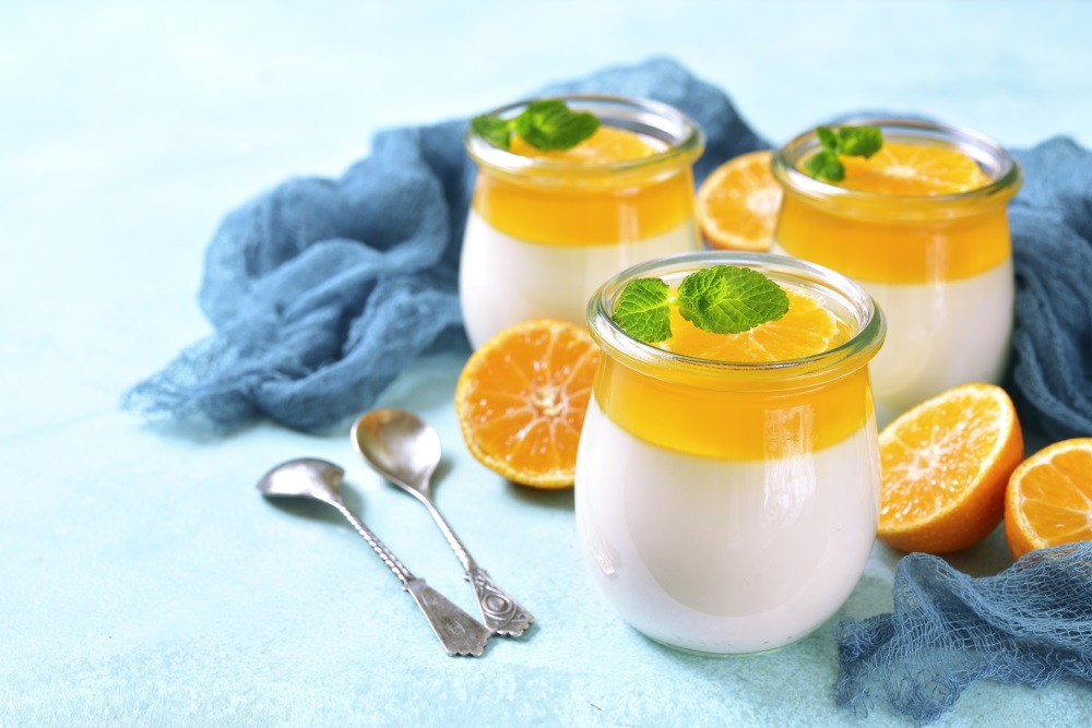 talianska panna cotta s mirabelkovým džemom