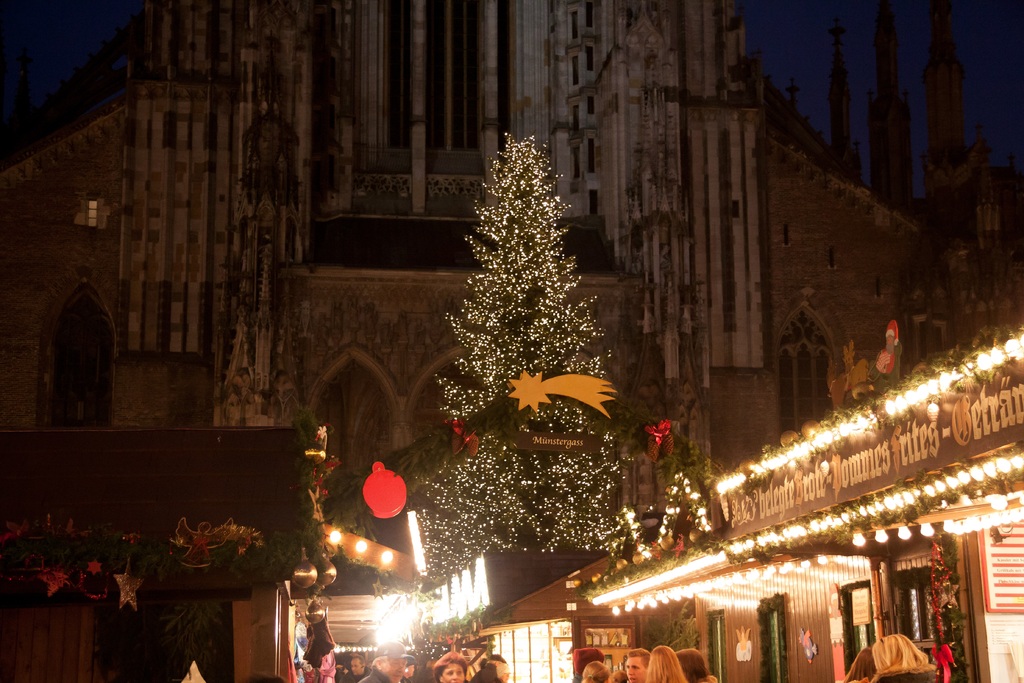 Adventné trhy věčer