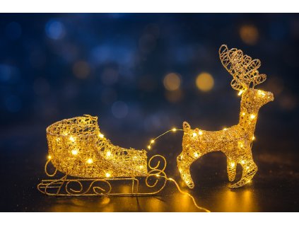 LED vianočný sob so saňami