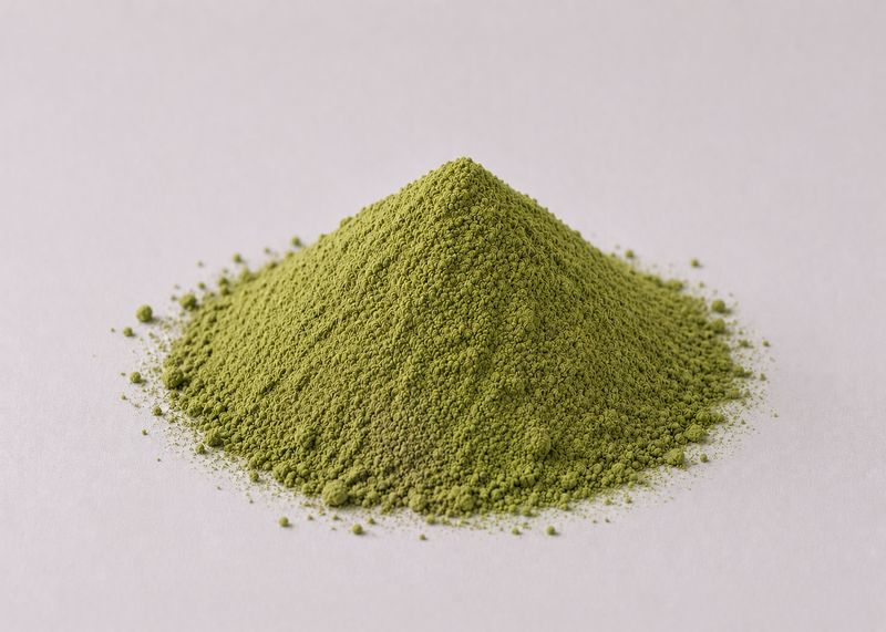 Ginkgo biloba extrakt (24 % flavonů, 6 % laktonů)
