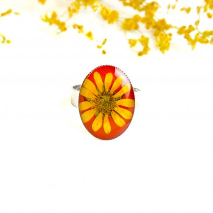 prsten oranžový se žlutou květinou