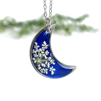 náhrdelník měsíc s květinami
