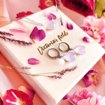 sada šperků v Objetí tullipánů