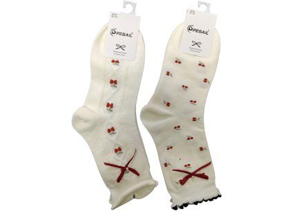 tất cherry trắng