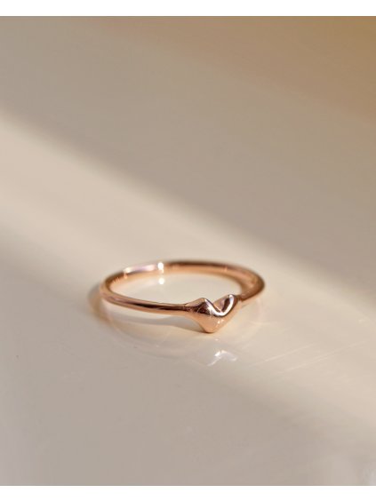 petite heart rose gold1