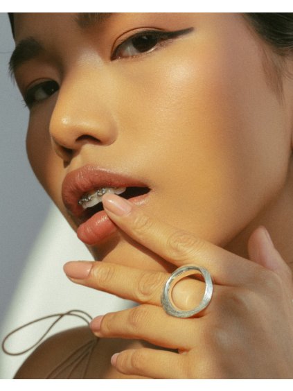 LEVANA Ring