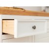 Belluno Elegante bílá komoda 4D3S z masivu s borovicovou deskou