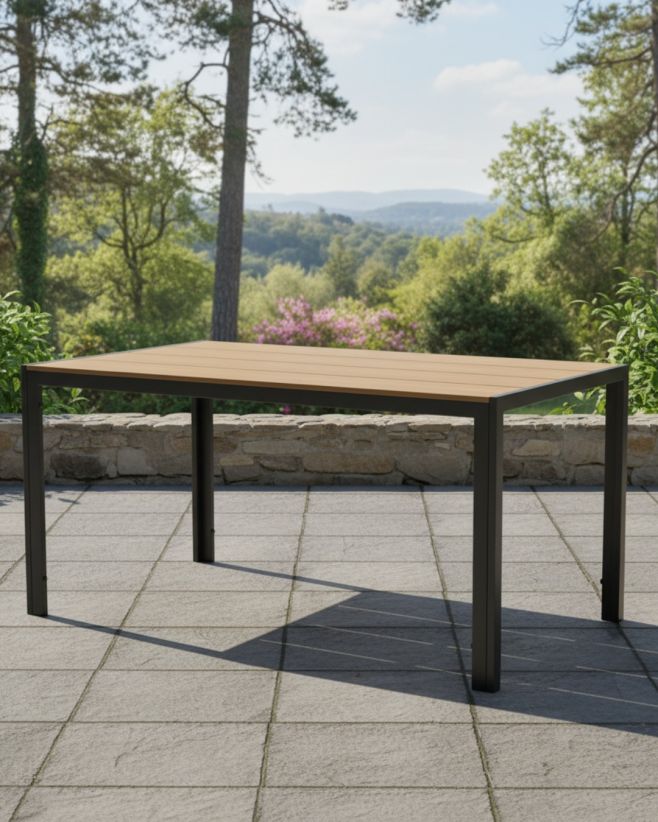 Velký zahradní stůl znamená více společných chvílí. Letní obědy, grilování i večerní posezení s přáteli. 👉...