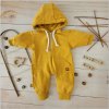 Dresowy bawelniany wiosenny, letni, jesienny kombinezon niemowlecy. Pajac dla niemowlaka musztardowy. Dres dla noworodka