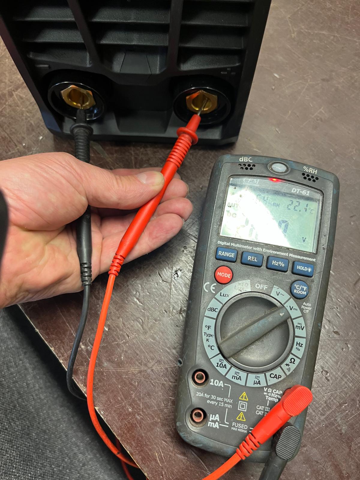 10 kroků diagnostiky svářečky ESAB ROGUE 180iP