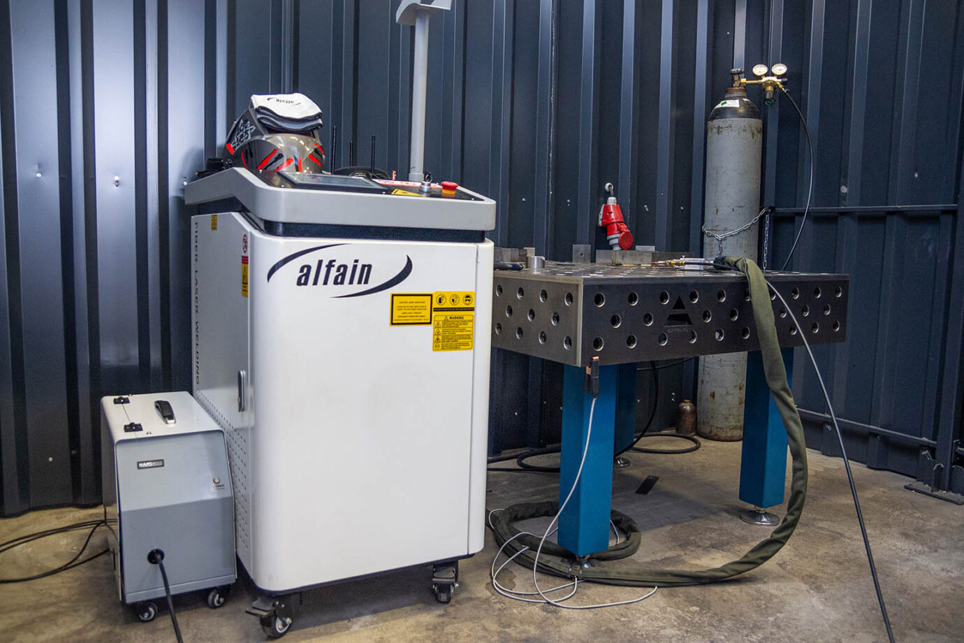 Bezpečnost svařovacího laseru a platné normy