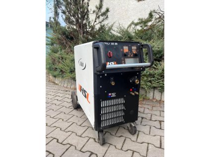 Zdroj AXE 320