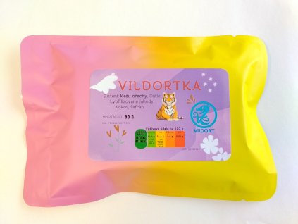 Raw tyčinka kešu, kokos, datle, jahody, šafrán