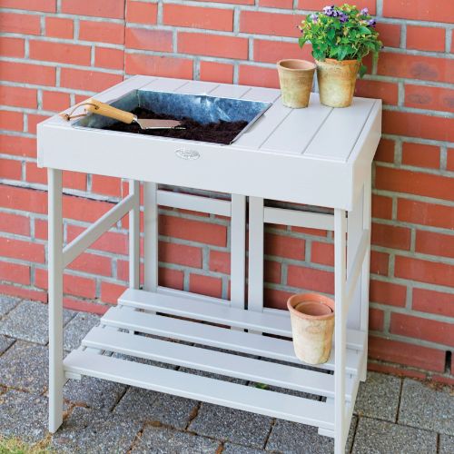 Přesazovací stolek – praktická pracovní plocha