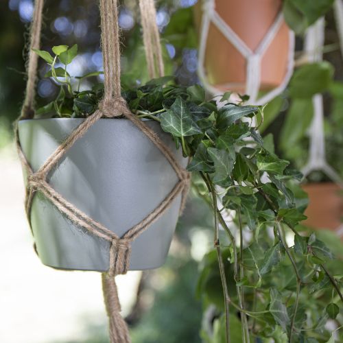 Závěsné květináče