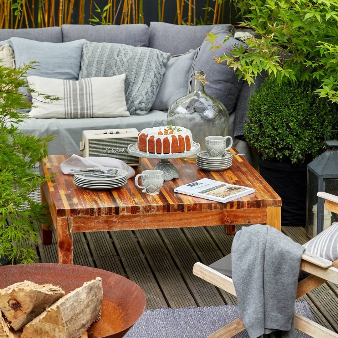 Detail dekorací na balkoně