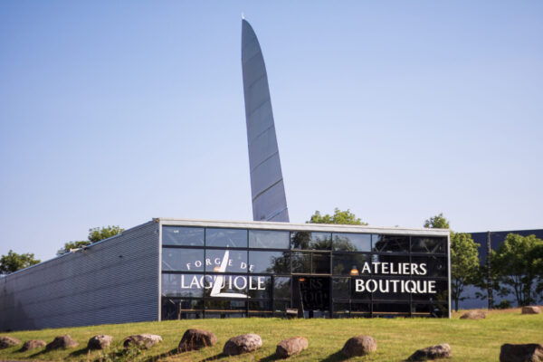sidlo-forge-de-laguiole-philippe-starck