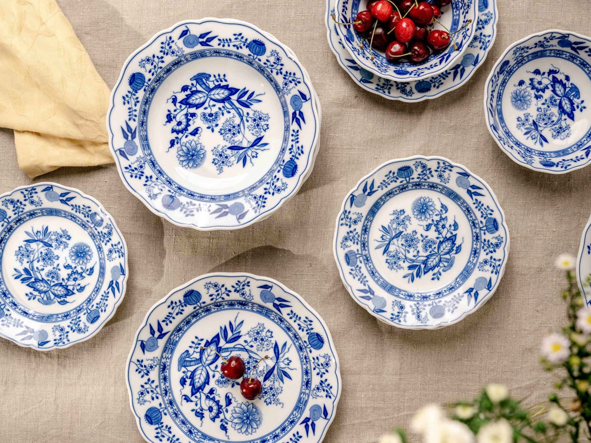 modry-cibulak-hutschenreuther