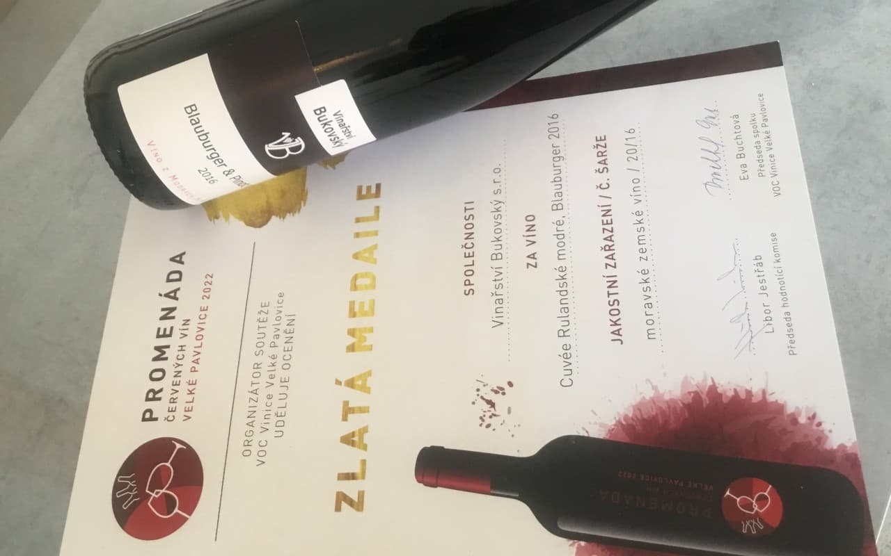 Promenáda červených vín 2022