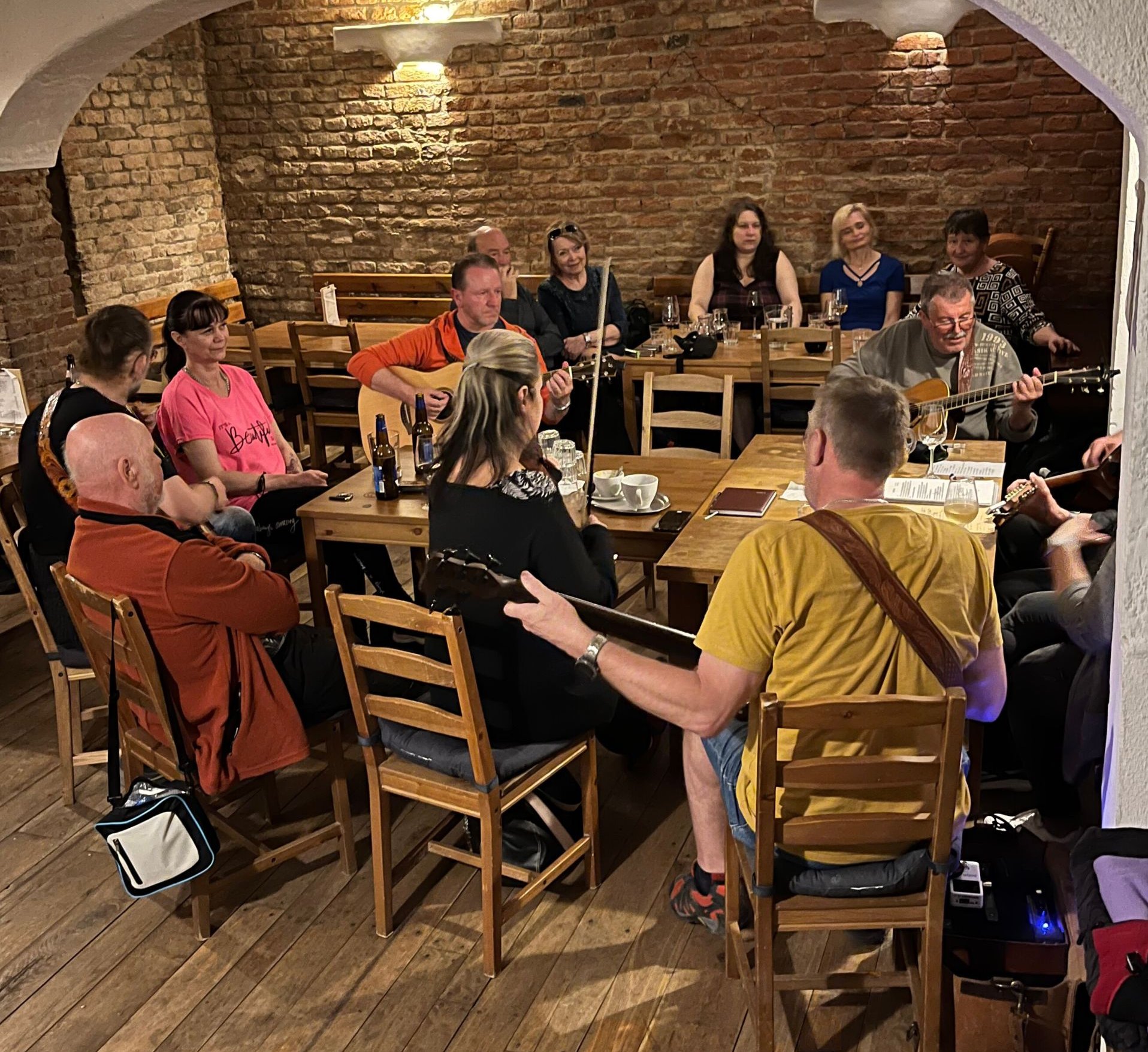 7. 4. 2026 Old Boys Poutníci v brněnské vinotéce