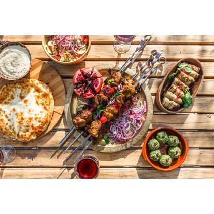 shish kebab or shashlik grilled meat skewers tradi P9PAVZD (1) min