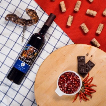 Tsinapari Pirosmani polosuché červené gruzínské víno 2018 0,75l