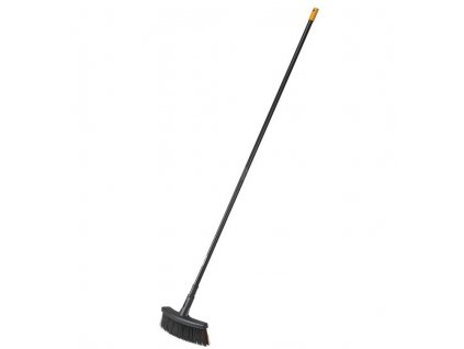 koště Fiskars Solid