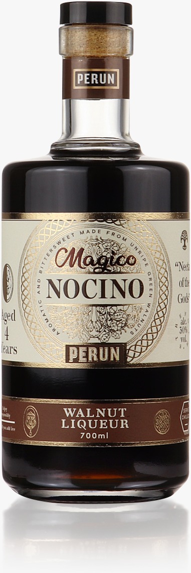 Perun Nocino likér 25% 0.7l (holá láhev)