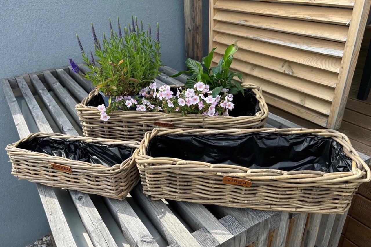 Domovní dveře, balkon, parapet: 3 místa, která si na podzim zaslouží víc než jednu dýni