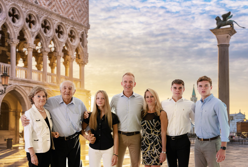 De Stefani sklízí ocenění v úspěšných mezinárodních soutěžích i od obávaných kritiků