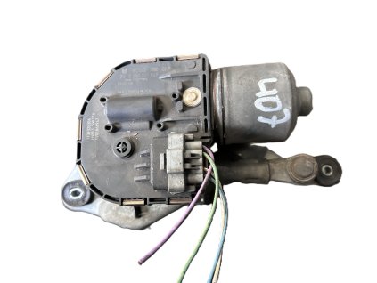 přední motorek stěračů Peugeot 407 pravý 0390241969