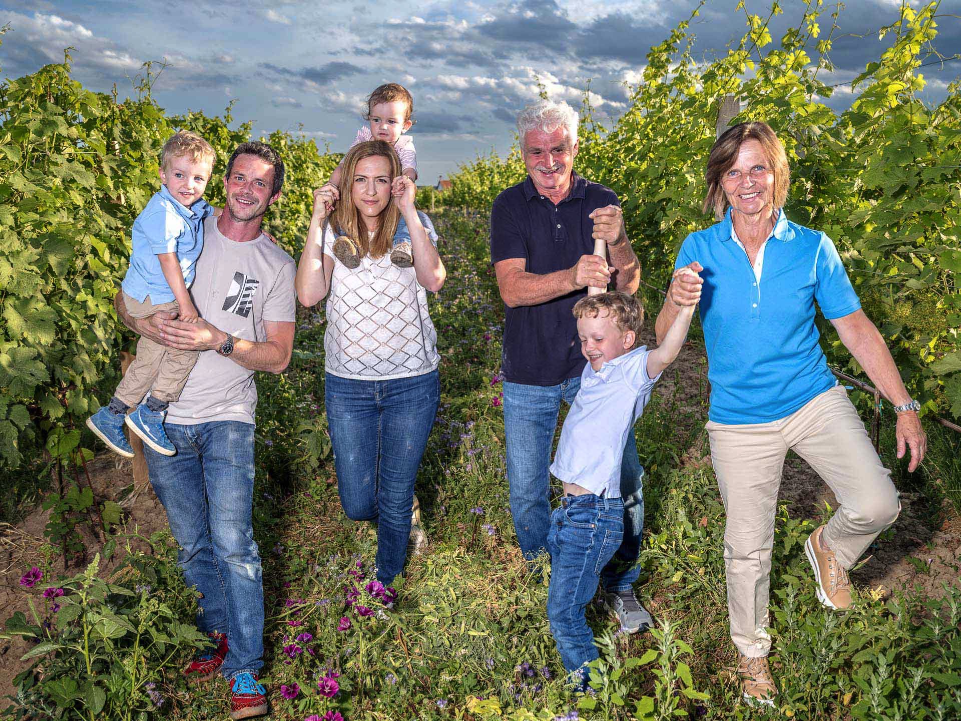 1711707826-1689574264-Familie-Gschweicher_16_web_