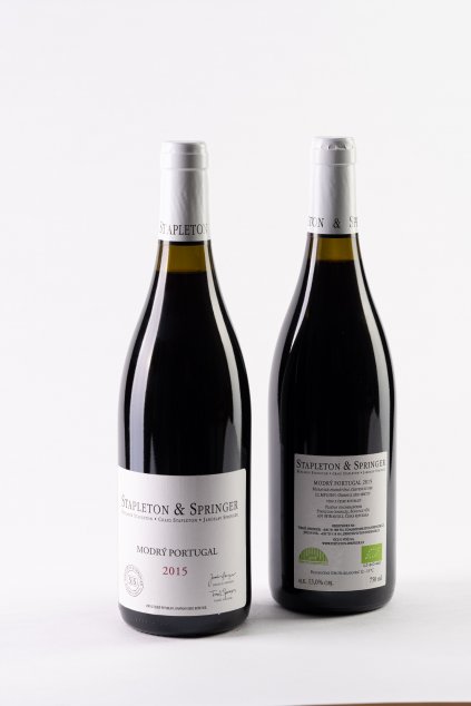 132 STAPLETON SPRINGER MODRÝ POSRTUGAL 2015 OŘEZ