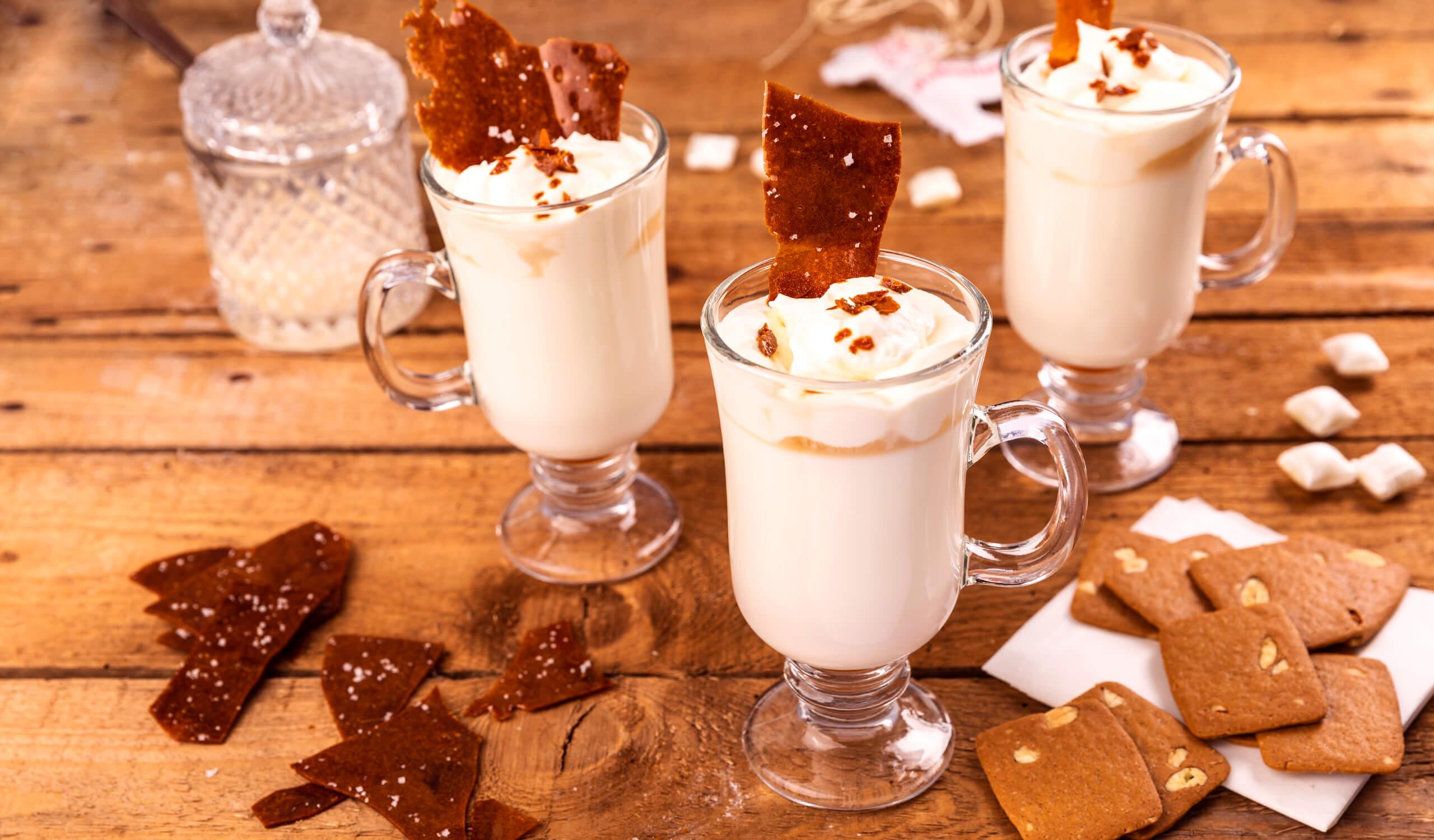 mozart-white-caramel-cookie-hot-chocolate