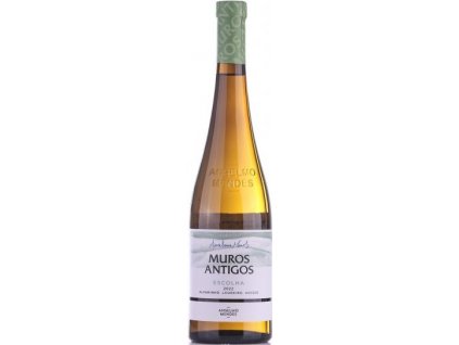 Muros Antigos Vinho Verde Vinotéka ve dvoře