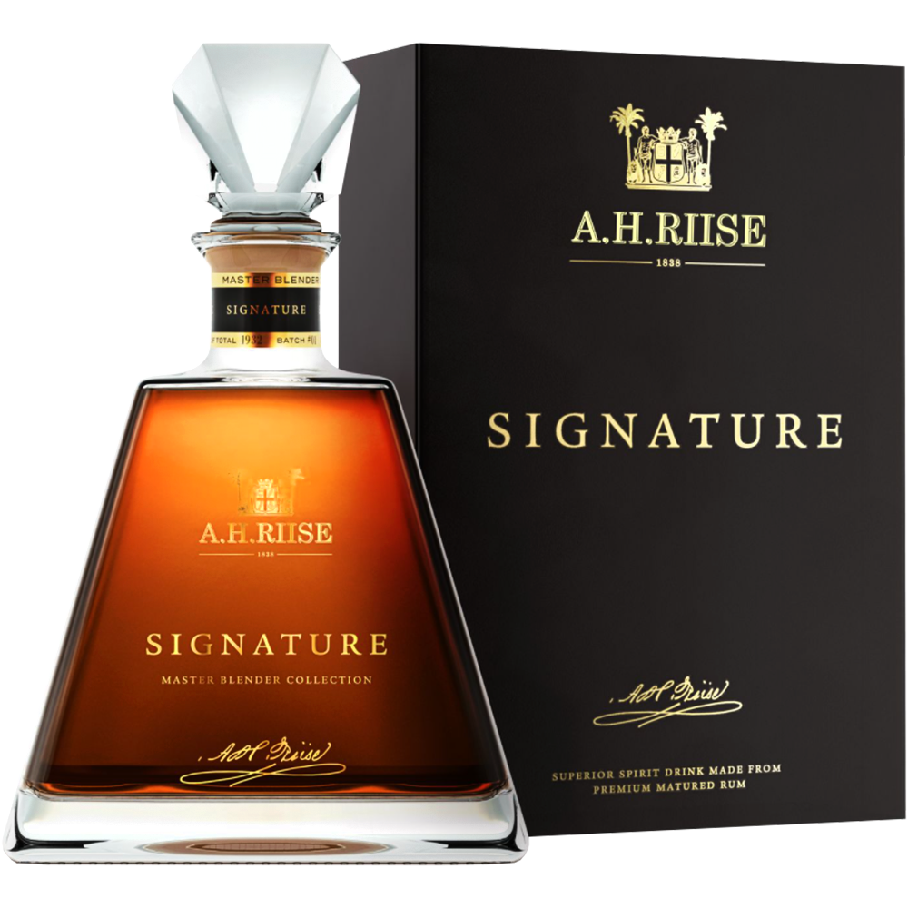 A. H. Riise A.H.Riise Signature 43,9% 0,7 l