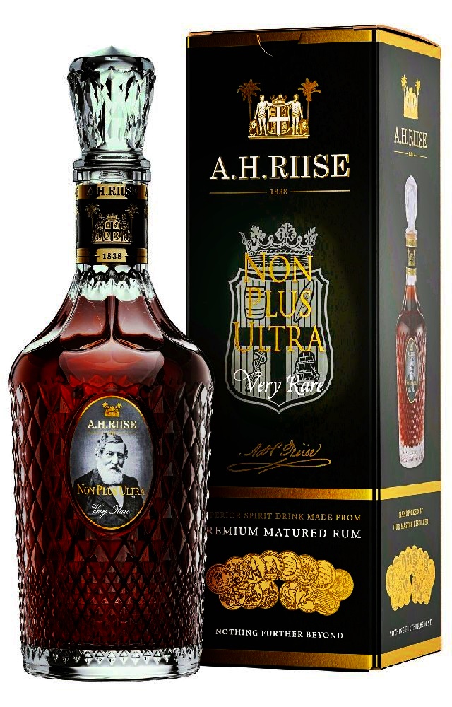 A.H. Riise A.H.Riise Non Plus Ultra 42% 0,7l