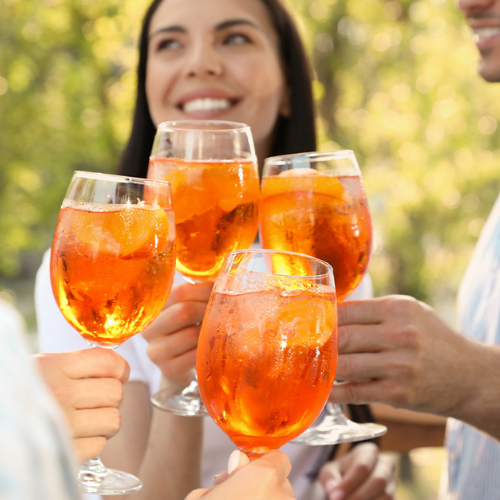 “Máme na čepu už hotový Aperol spritz”.....z Aperolu 😊